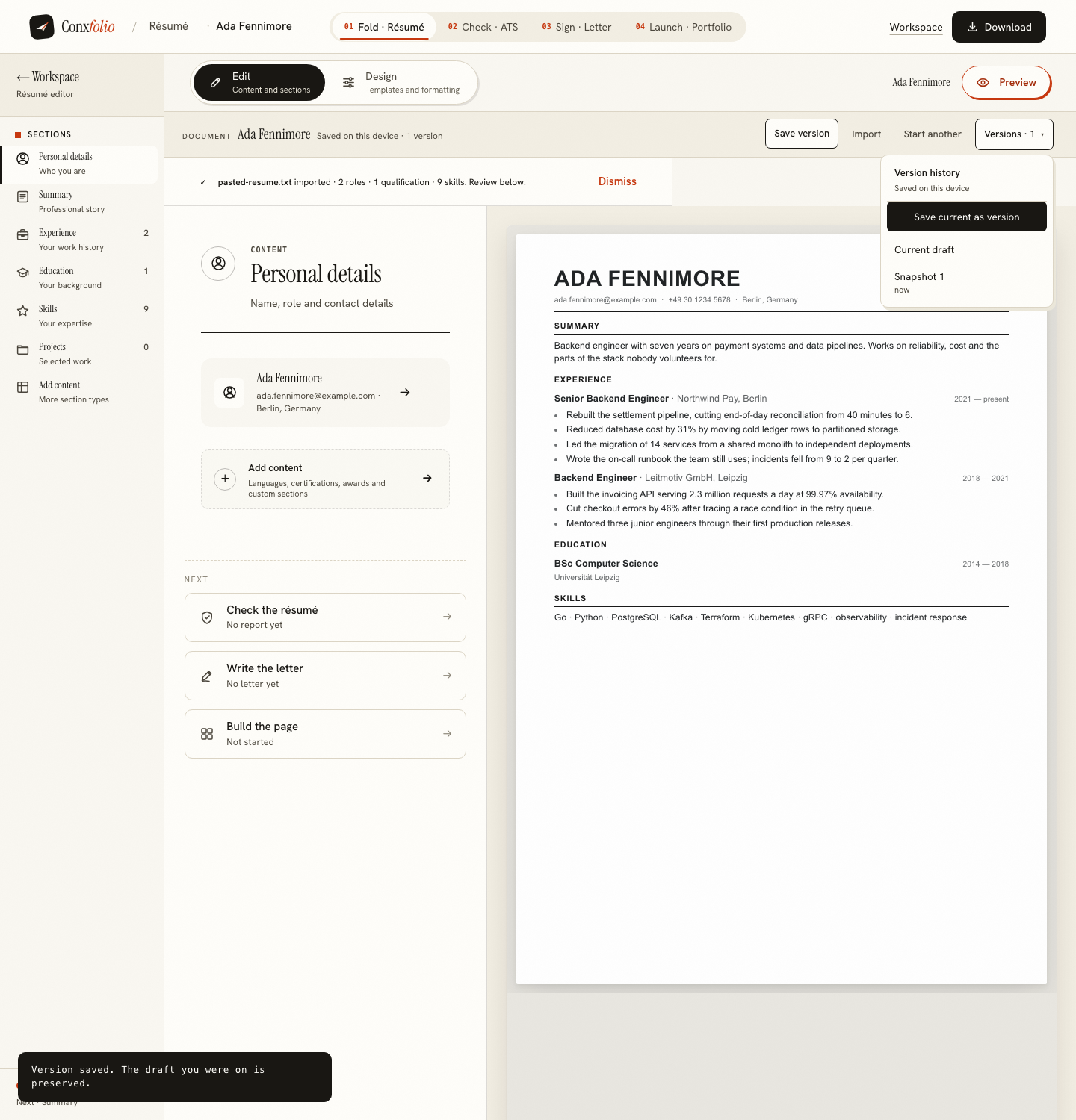 The résumé editor with the version history menu open, showing the current draft and one saved snapshot, and a message saying the version was saved