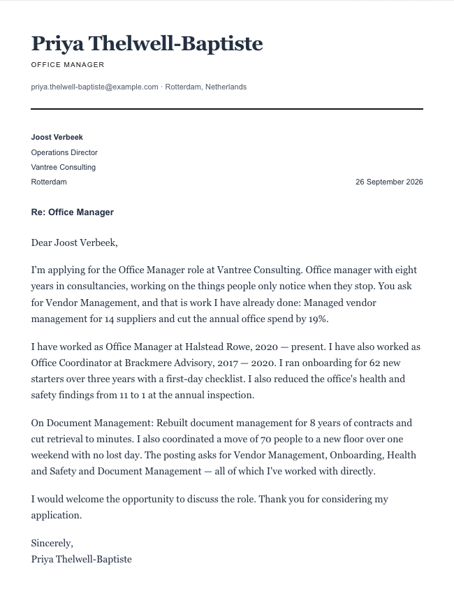The finished cover letter in the letter builder in the Classic design: sender block, date, recipient block, subject line, salutation, four paragraphs and a sign-off