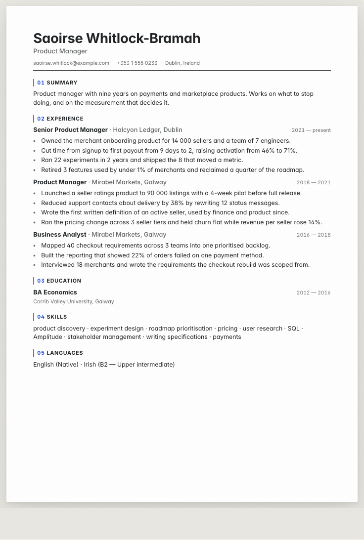 The product manager example résumé drawn as a complete page in the Architect design: name, summary, the roles with their bullet lines, education and a skills row