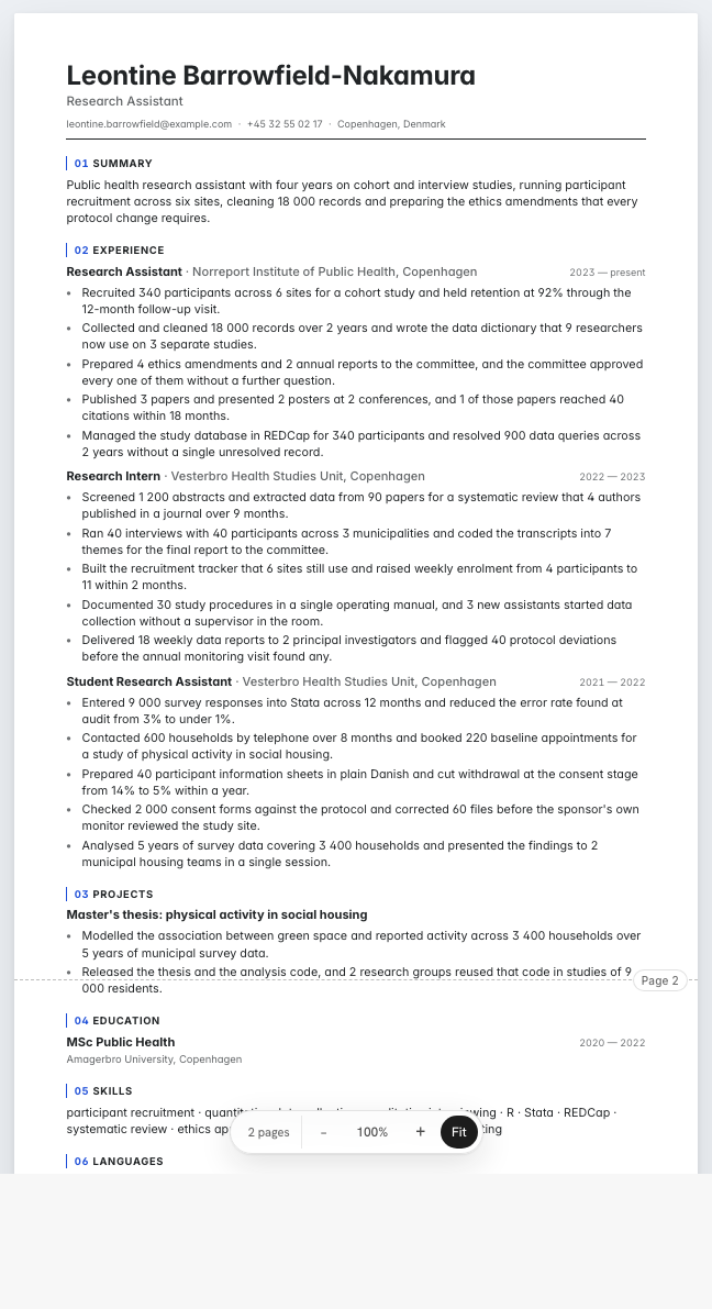 The research assistant example résumé drawn as a complete page in the Architect design: name, summary, three dated roles with five lines under each, the thesis project, education and a skills row